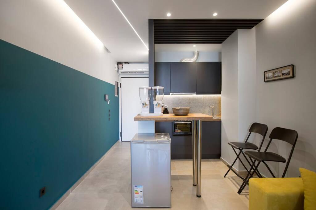 City Center Modern Renovated Apartment アテネ エクステリア 写真